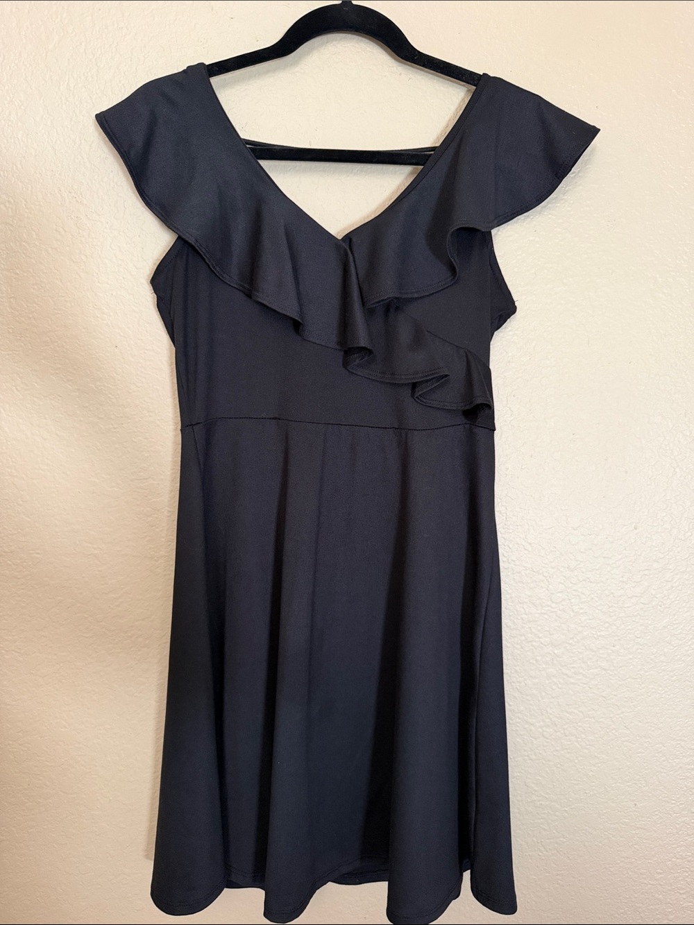 Women's Alya Black Ruffle V-Neck Dress- Small